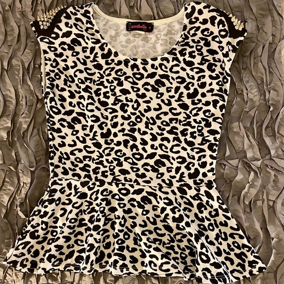 Anabelle Studded Leopard Top - Picture 3 of 6
